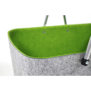 Filzkorb aussen grau innen grün mit klappbaren Aluhenkeln
